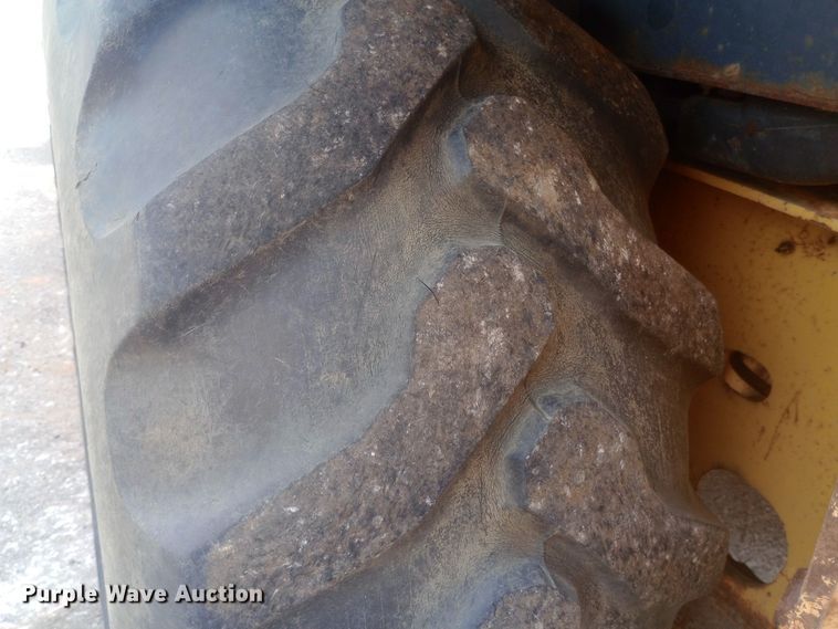 image for item DO1728 2005 John Deere 310G backhoe