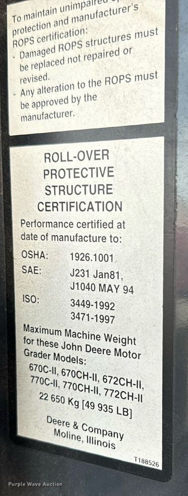 image for item DO1729 2004 John Deere 670CH Series II motor grader