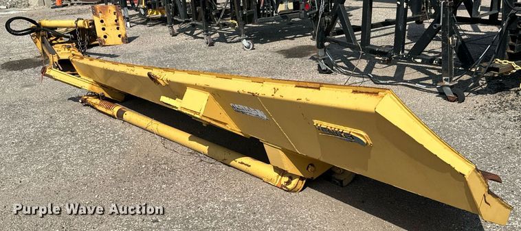 image for item DO1729 2004 John Deere 670CH Series II motor grader