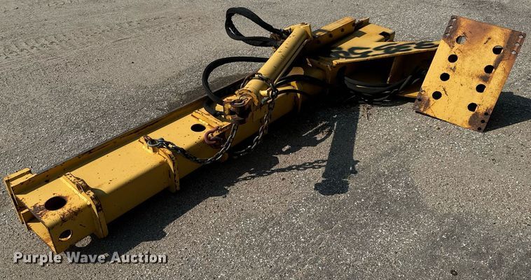 image for item DO1729 2004 John Deere 670CH Series II motor grader