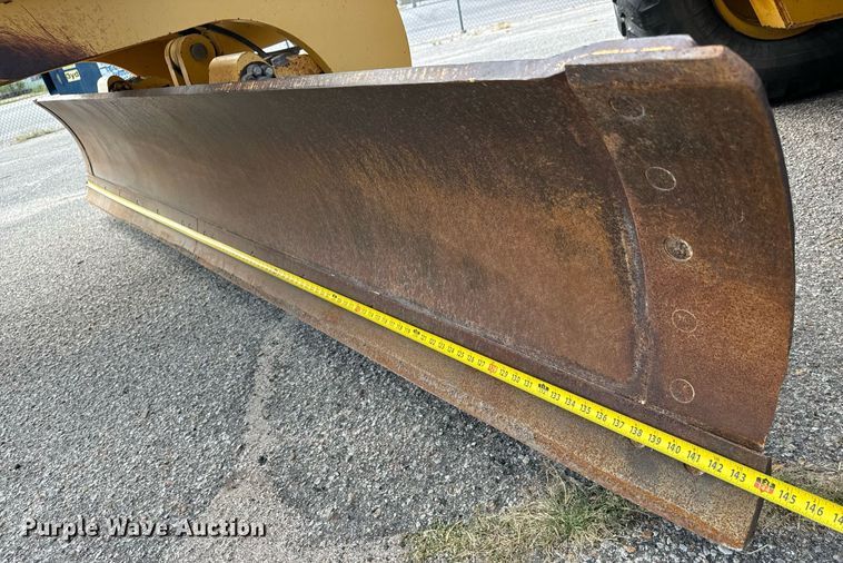 image for item DO1730 2002 John Deere 770CH motor grader