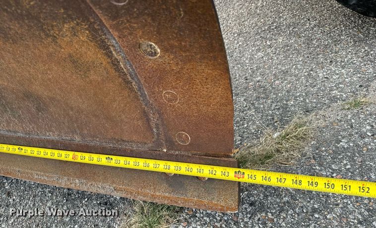 image for item DO1730 2002 John Deere 770CH motor grader