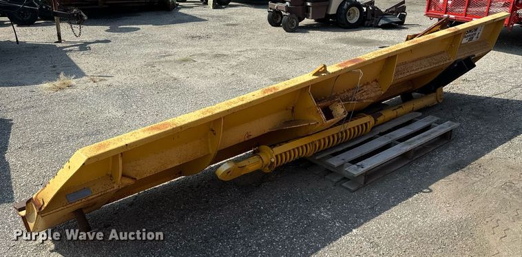 image for item DO1730 2002 John Deere 770CH motor grader