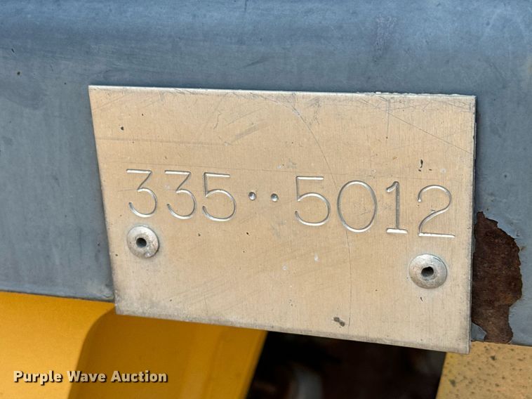 image for item DO1730 2002 John Deere 770CH motor grader