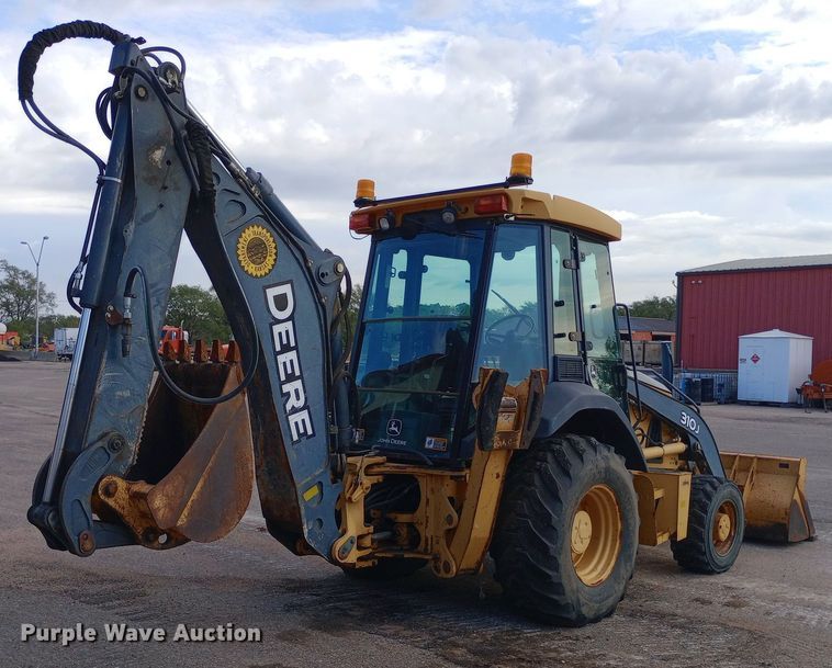 image for item DO1735 2008 John Deere 310J backhoe