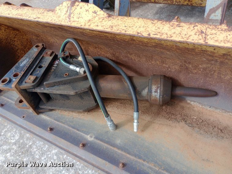 image for item DO1735 2008 John Deere 310J backhoe