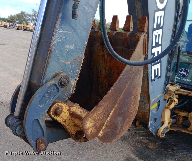 image for item DO1735 2008 John Deere 310J backhoe