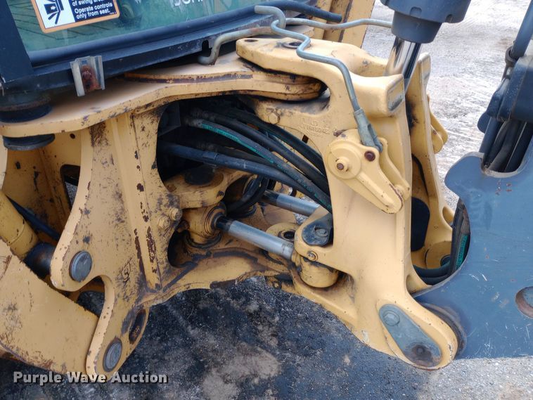 image for item DO1735 2008 John Deere 310J backhoe