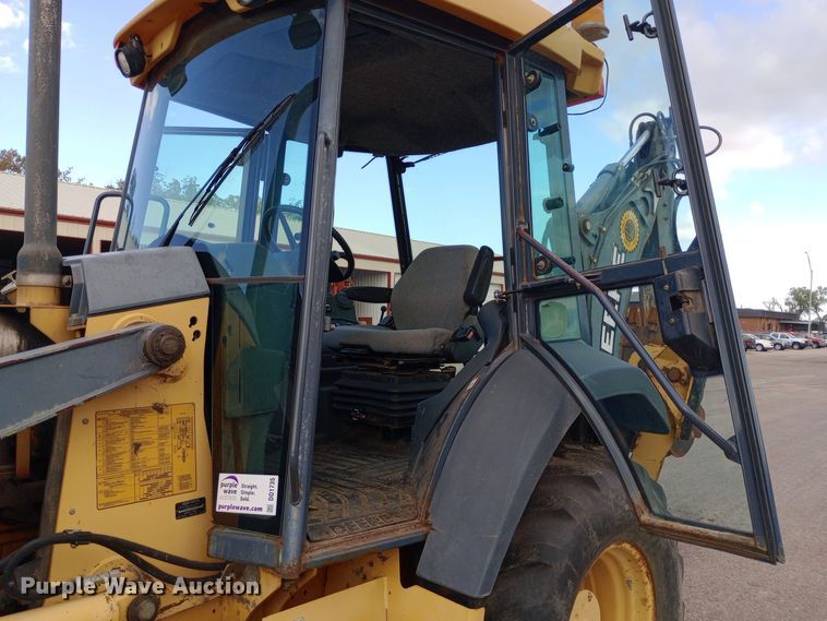 image for item DO1735 2008 John Deere 310J backhoe