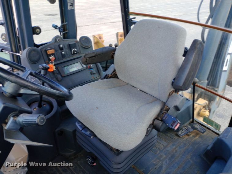 image for item DO1735 2008 John Deere 310J backhoe