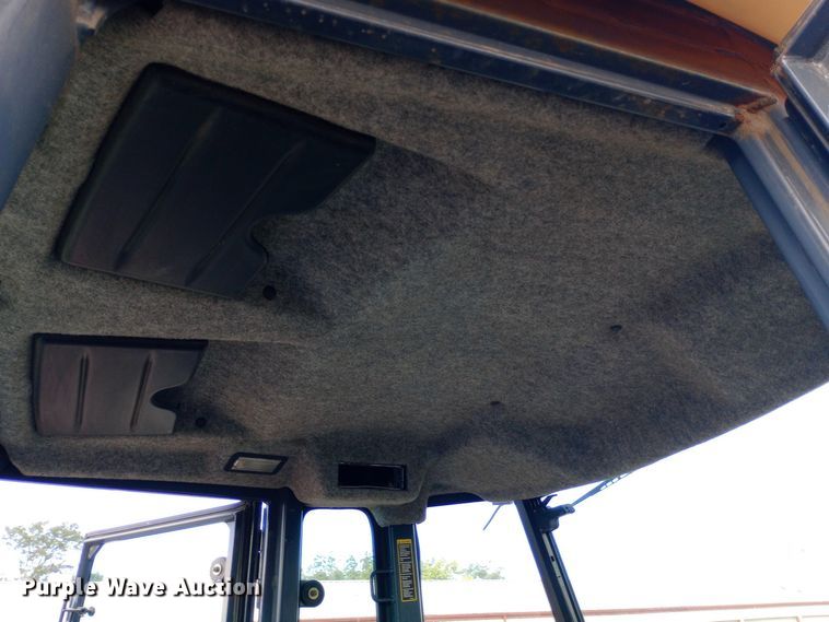 image for item DO1735 2008 John Deere 310J backhoe