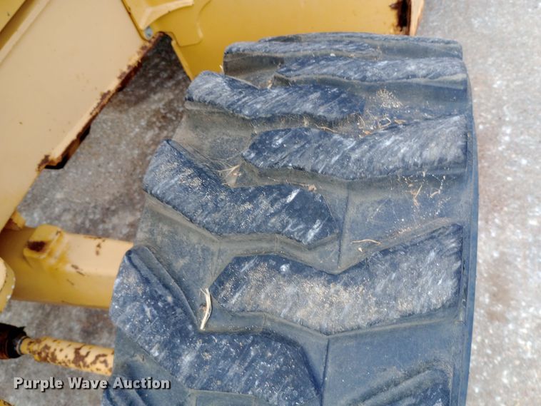 image for item DO1735 2008 John Deere 310J backhoe