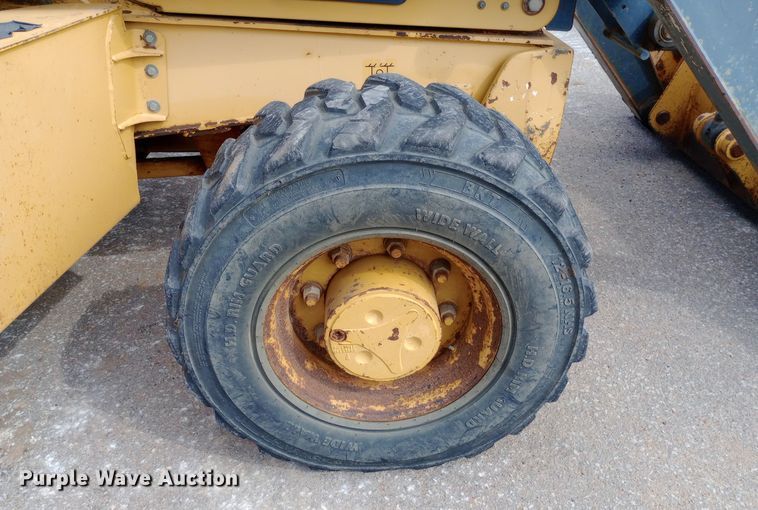 image for item DO1735 2008 John Deere 310J backhoe