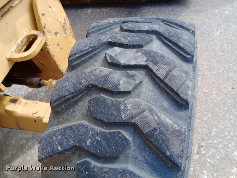 image for item DO1735 2008 John Deere 310J backhoe