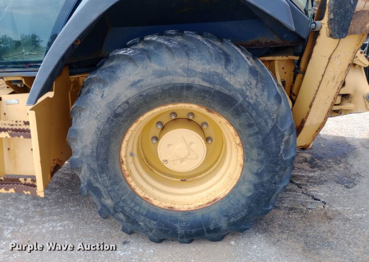 image for item DO1735 2008 John Deere 310J backhoe