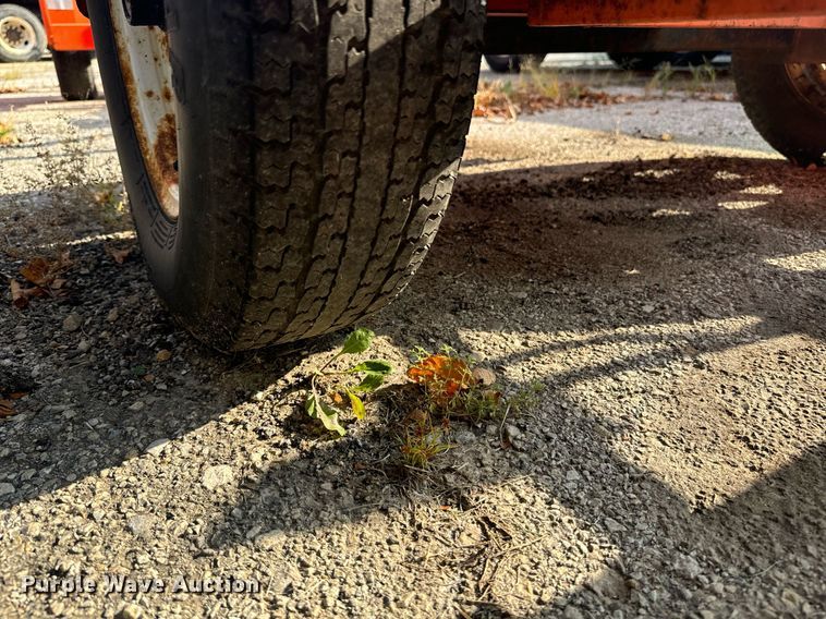 image for item DQ6268 2007 R.C. Flagman RCF2.4 traffic signal system