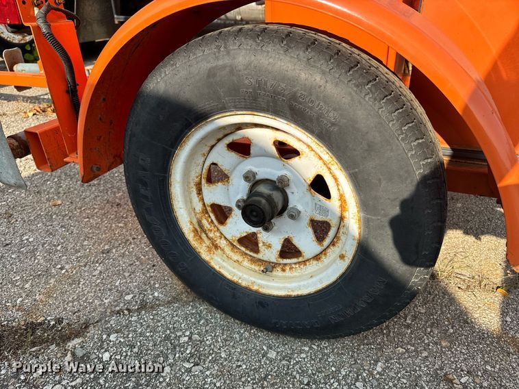 image for item DQ6268 2007 R.C. Flagman RCF2.4 traffic signal system