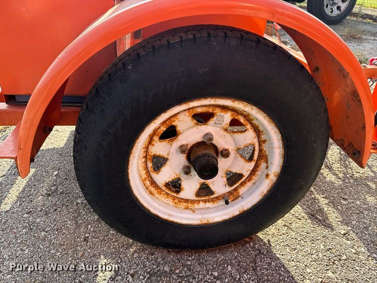 image for item DQ6268 2007 R.C. Flagman RCF2.4 traffic signal system