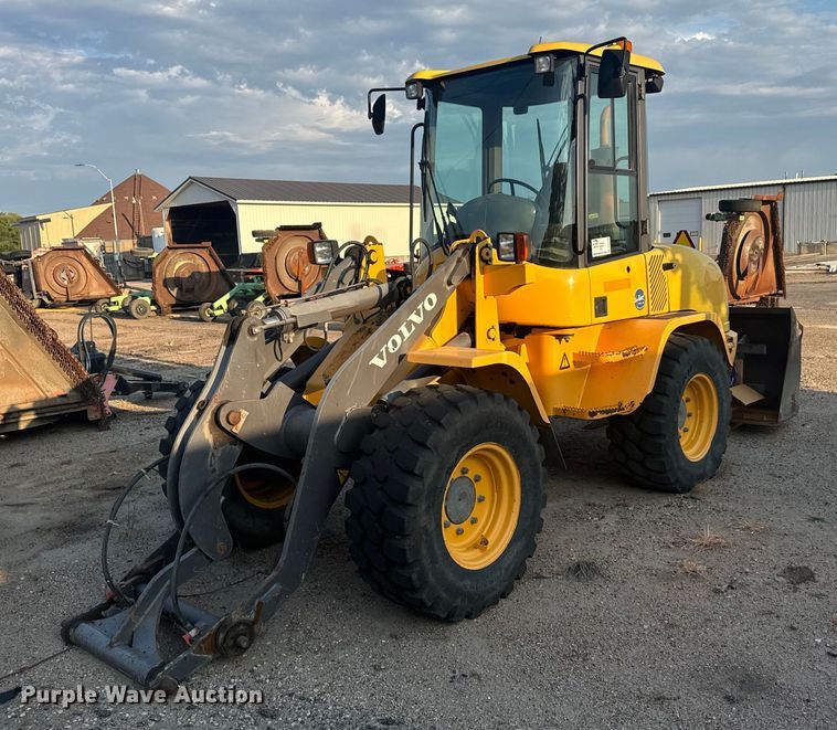2005 Volvo L30B Wheel Loader In Norton KS Item DV2770 Sold Purple Wave