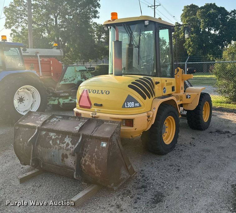 image for item DV2770 2005 Volvo L30B wheel loader