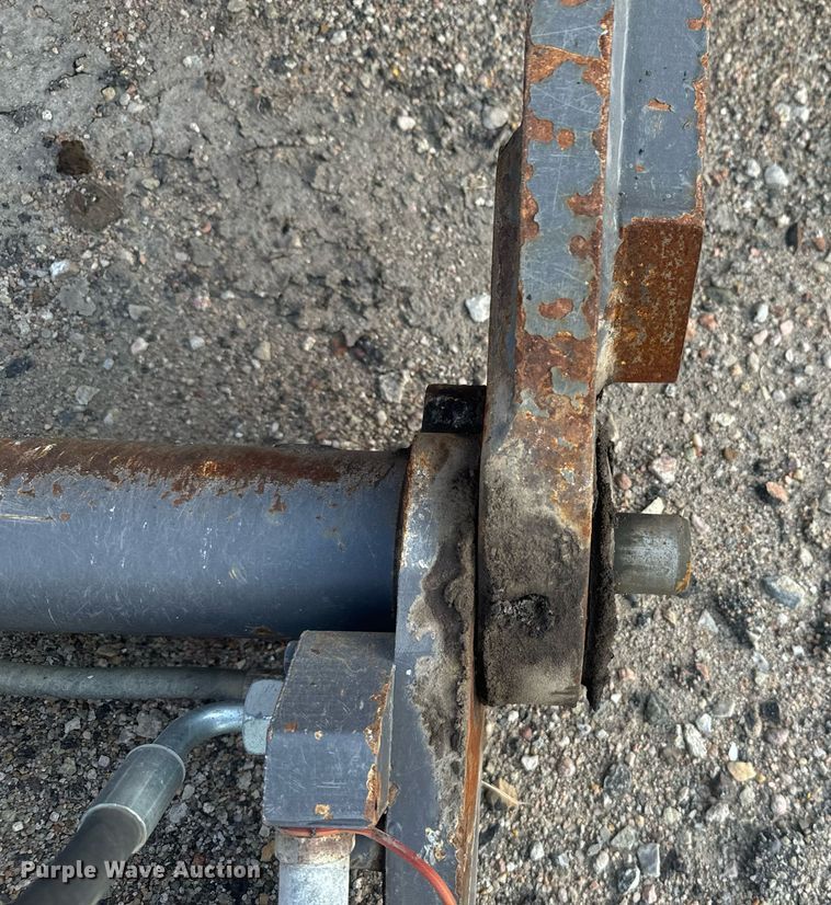 image for item DV2770 2005 Volvo L30B wheel loader