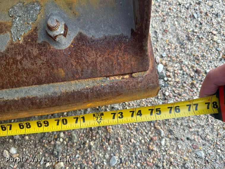 image for item DV2770 2005 Volvo L30B wheel loader