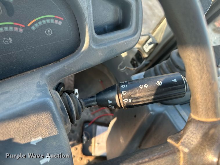 image for item DV2770 2005 Volvo L30B wheel loader