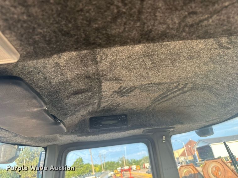 image for item DV2770 2005 Volvo L30B wheel loader