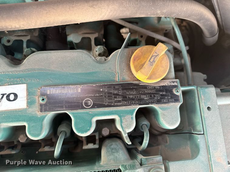 image for item DV2770 2005 Volvo L30B wheel loader