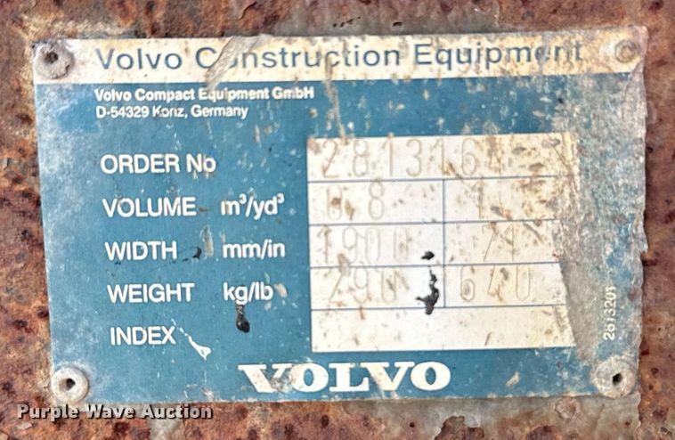 image for item DV2770 2005 Volvo L30B wheel loader