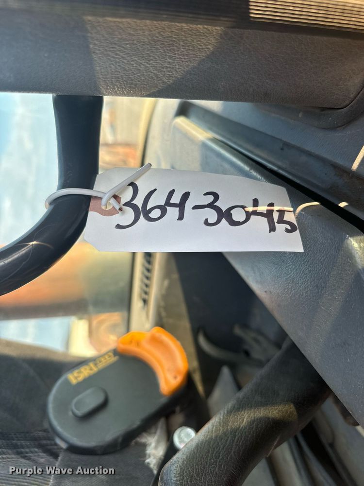 image for item DV2770 2005 Volvo L30B wheel loader