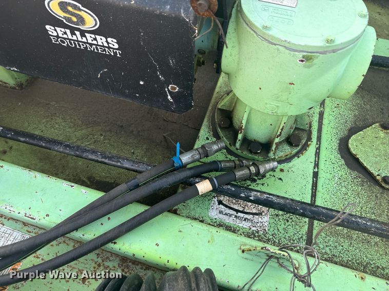 image for item DV2771 2007 Schulte XH1000 rotary mower