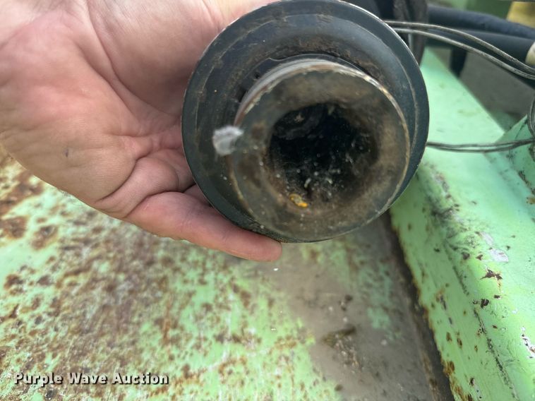 image for item DV2771 2007 Schulte XH1000 rotary mower