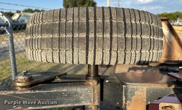 image for item DV2772 2011 Land Pride RCB6610 rotary mower