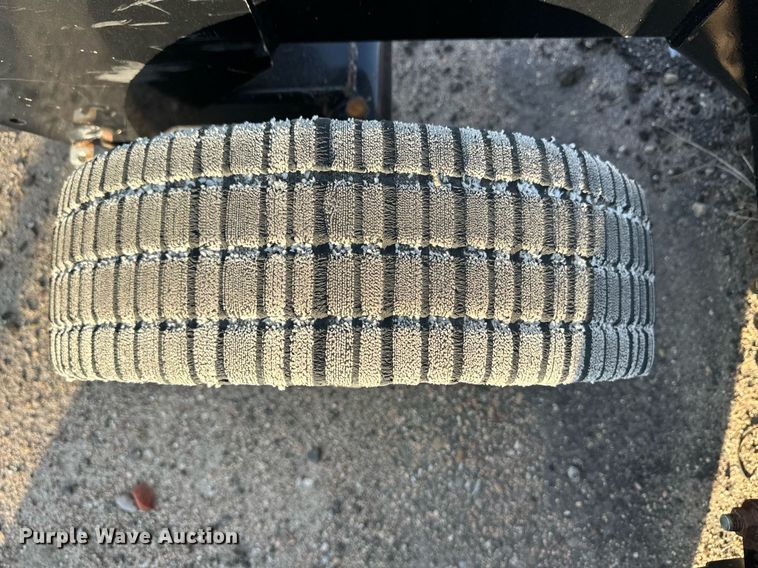 image for item DV2772 2011 Land Pride RCB6610 rotary mower