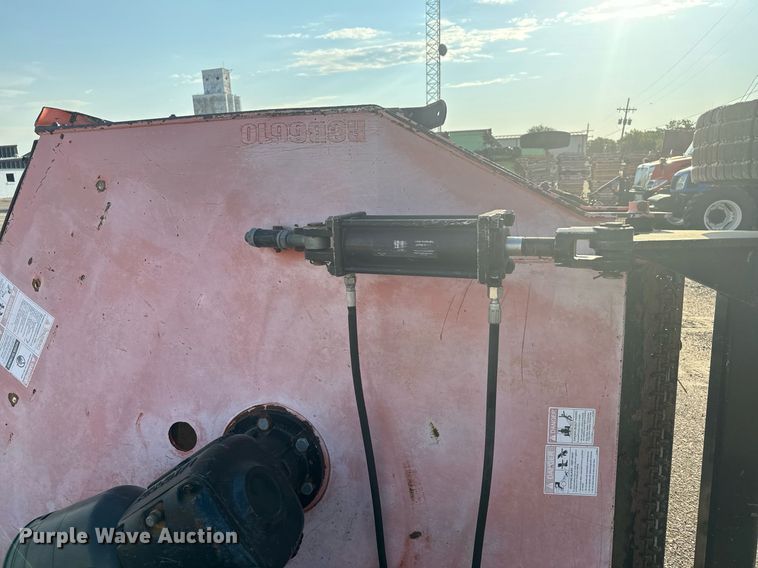 image for item DV2773 2011 Land Pride RCB6610 rotary mower