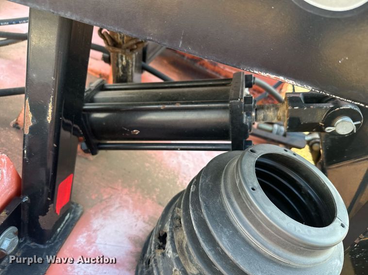 image for item DV2773 2011 Land Pride RCB6610 rotary mower