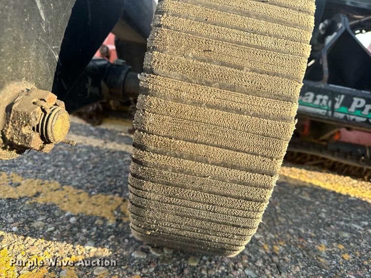 image for item DV2773 2011 Land Pride RCB6610 rotary mower