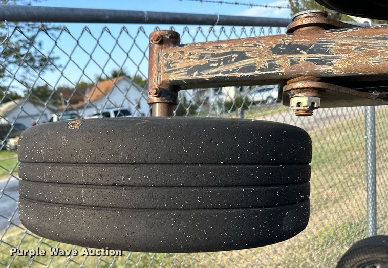 image for item DV2774 2011 Land Pride RCB6610 rotary mower