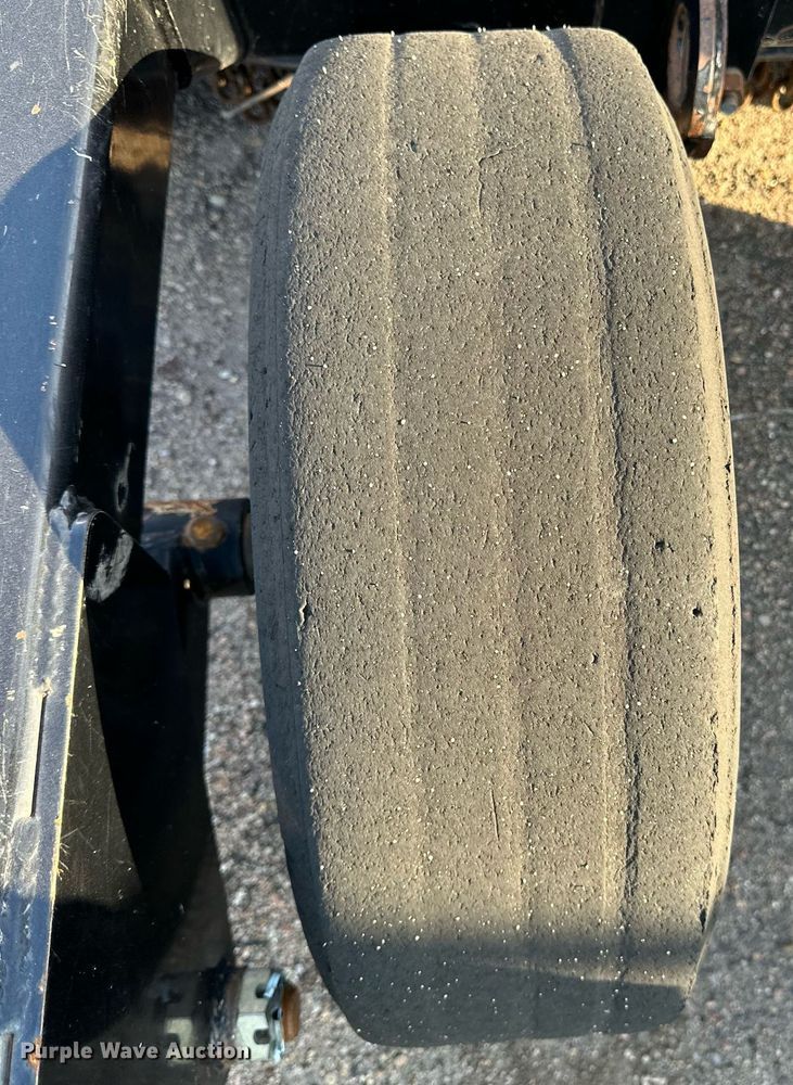 image for item DV2774 2011 Land Pride RCB6610 rotary mower