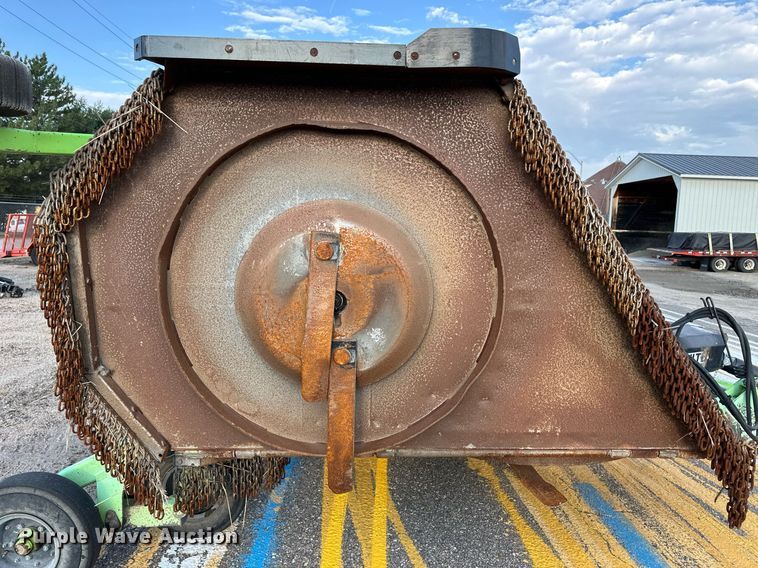 image for item DV2775 2006 Schulte XH1000 Series 2 rotary mower
