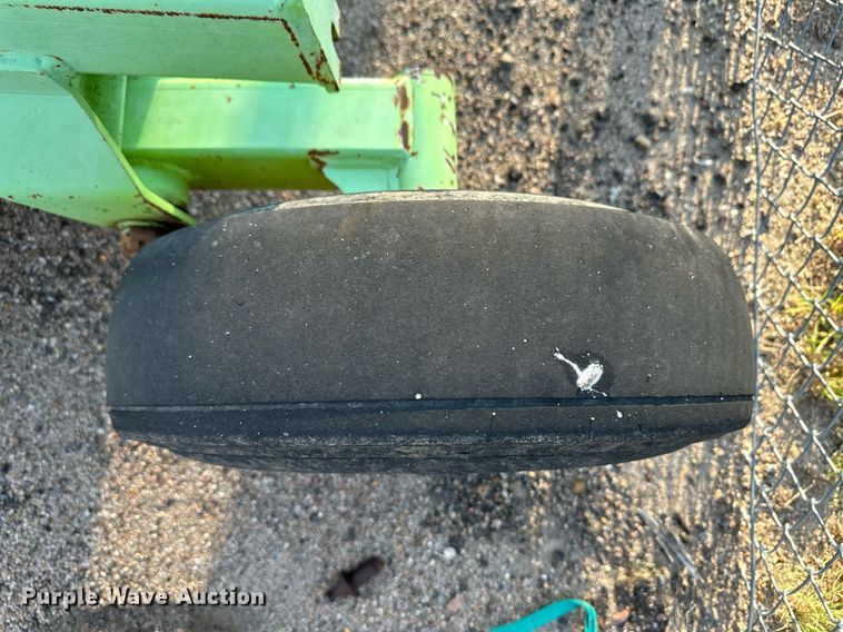 image for item DV2776 2006 Schulte XH1000 Series 2 rotary mower