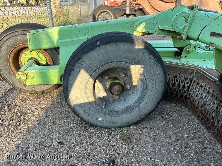 image for item DV2776 2006 Schulte XH1000 Series 2 rotary mower