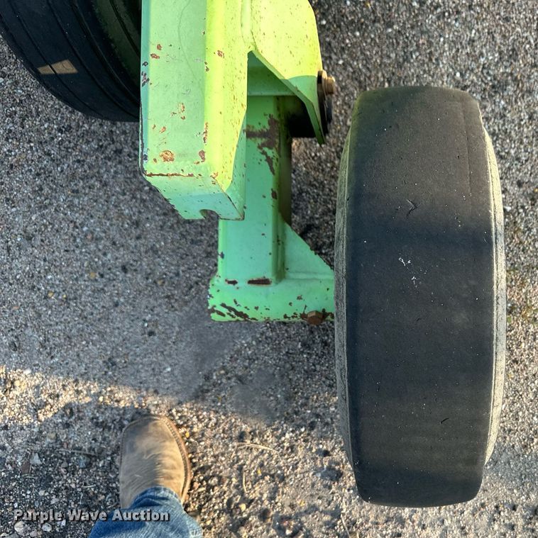 image for item DV2776 2006 Schulte XH1000 Series 2 rotary mower