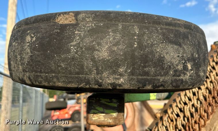 image for item DV2776 2006 Schulte XH1000 Series 2 rotary mower