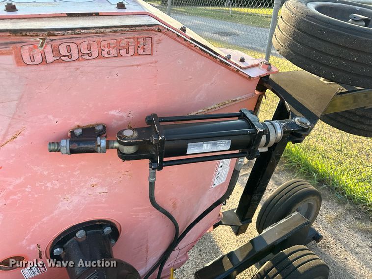 image for item DV2778 2011 Land Pride RCB6610 rotary mower