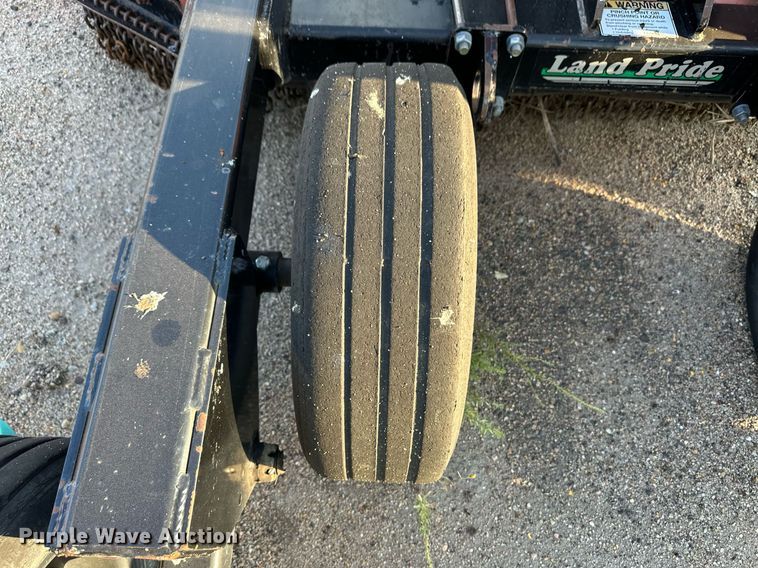 image for item DV2778 2011 Land Pride RCB6610 rotary mower