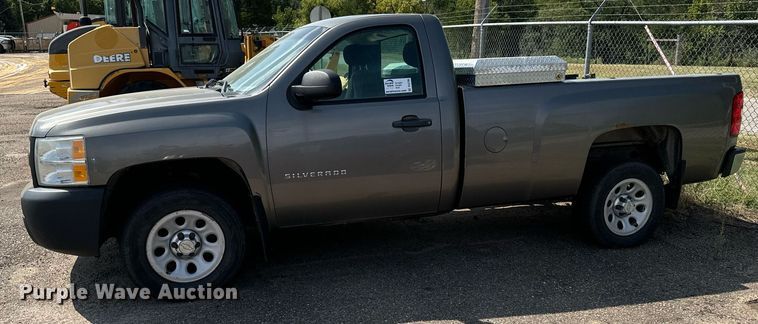 image for item DV2785 2012 Chevrolet Silverado 1500 pickup truck