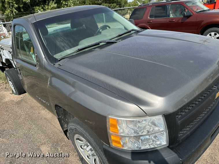 image for item DV2785 2012 Chevrolet Silverado 1500 pickup truck