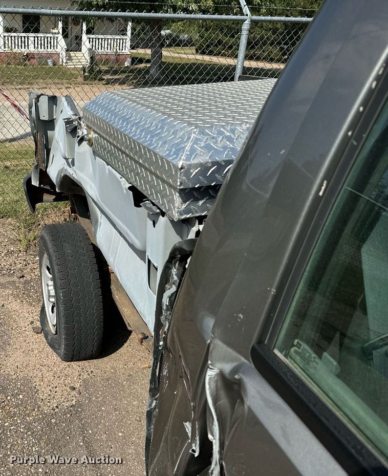 image for item DV2785 2012 Chevrolet Silverado 1500 pickup truck